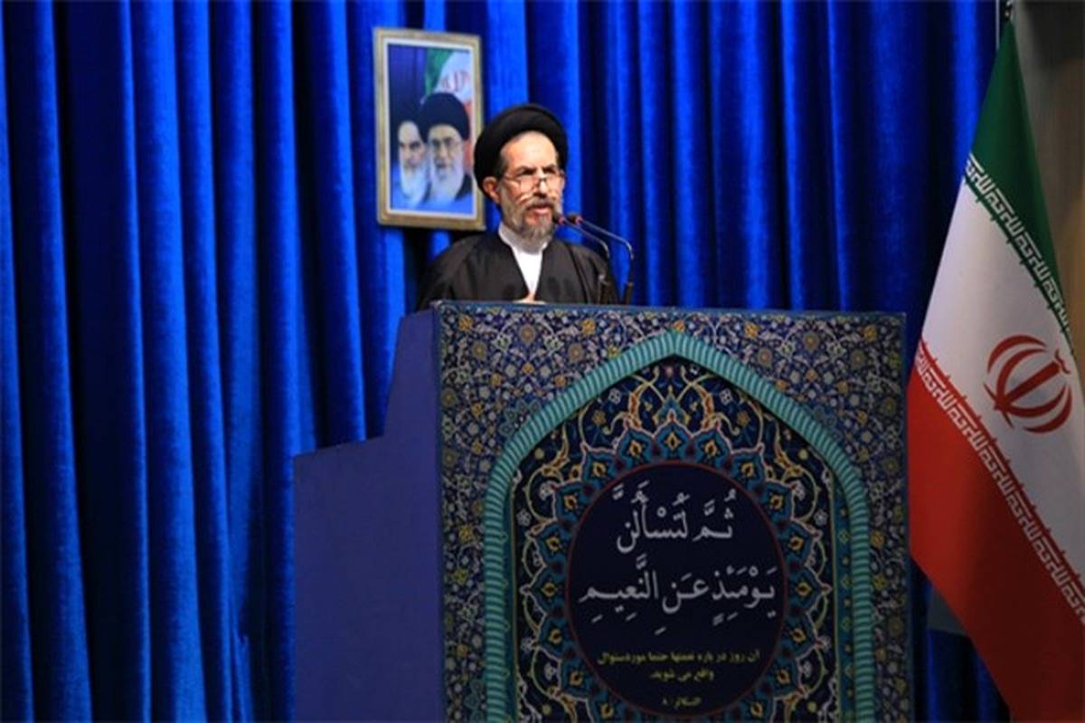 ابوترابی‌فردخطاب به روحانی: در آستانه تغییر رئیس بانک مرکزی برای استقلال بانک مرکزی اقدام کنید