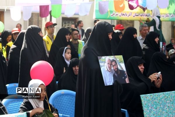 اجتماع بزرگ مدافعان حریم خانواده در تبریز