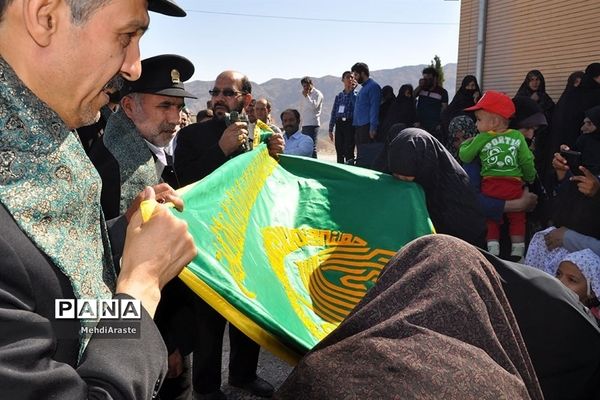 حضور خادمان حرم مطهر امام رضا (ع) درروستای افین شهرستان زیرکوه