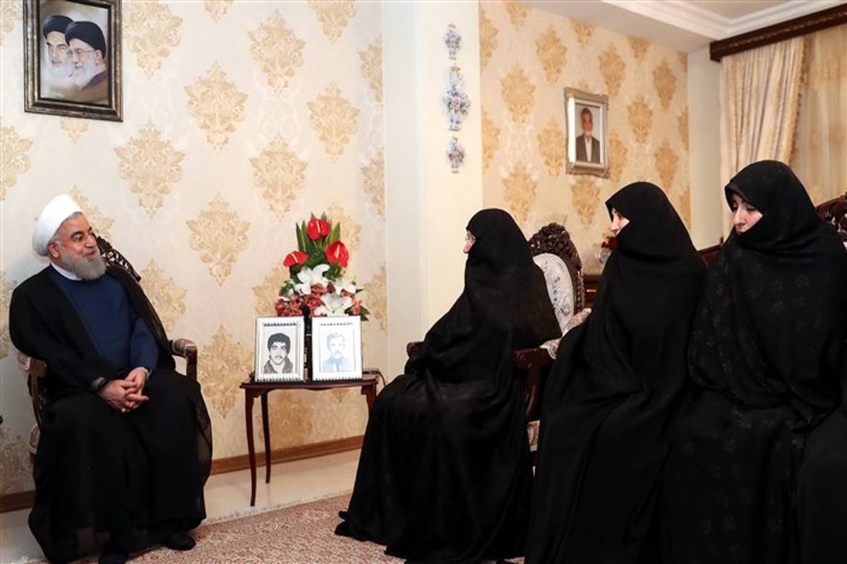 روحانی: در راه استقلال و آبادانی به دعای خیر خانواده شهداء نیازمندیم