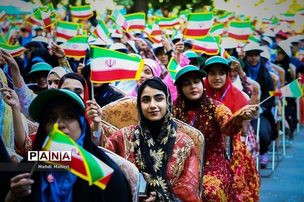 پانزدهمین  اردوی ملی دانش‌آموزان دختر مناطق مرزی کشور