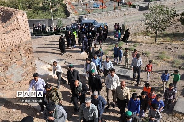 کاروان زیرسایه خورشید درآستان مقدس امام زاده سید مرتضی روستای سیدان شهرستان درمیان