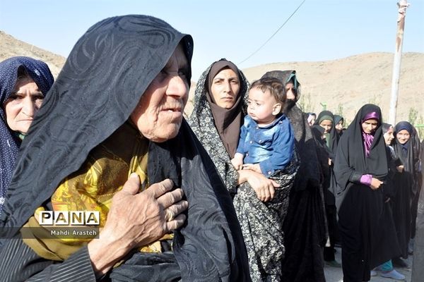 کاروان زیرسایه خورشید درآستان مقدس امام زاده سید مرتضی روستای سیدان شهرستان درمیان