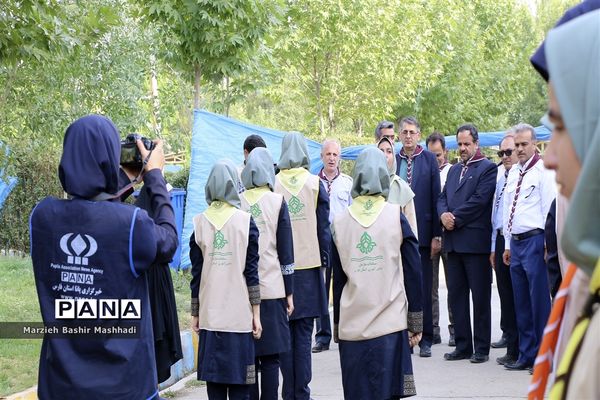 بازدید مسئولان اداره کل آموزش و پرورش کل فارس از اردو دختران پیشتاز