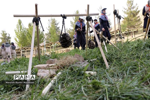 بازدید مسئولان اداره کل آموزش و پرورش کل فارس از اردو دختران پیشتاز