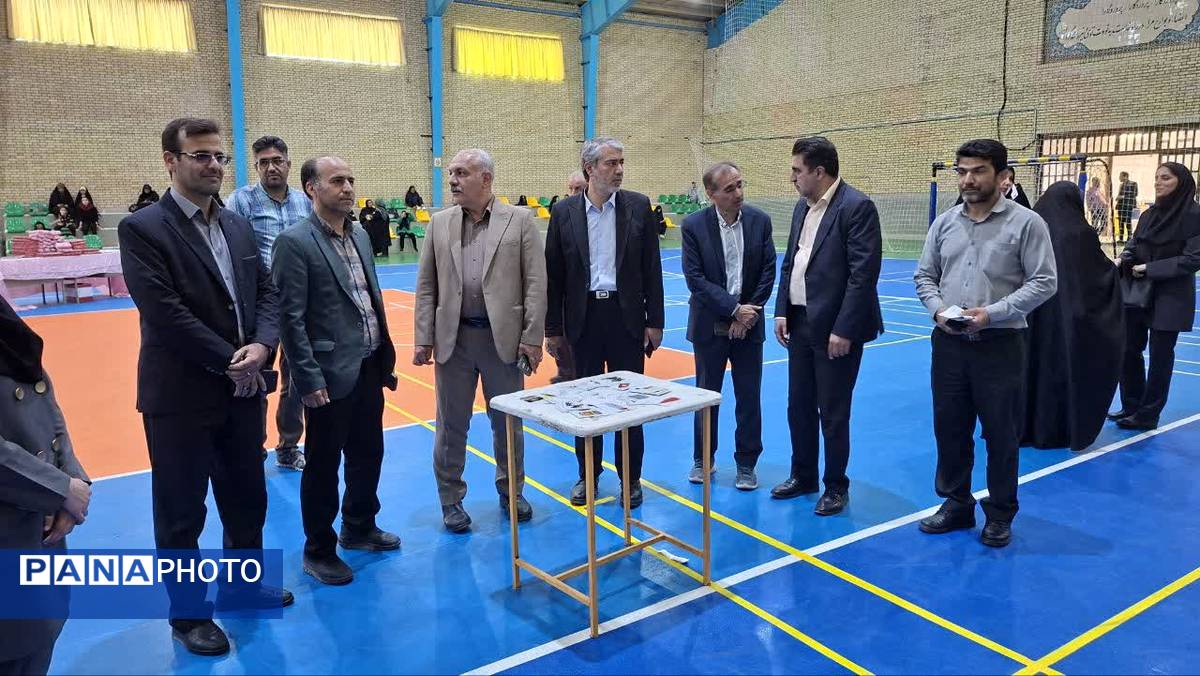 شور و نشاط خانوادهها و دانشآموزان در افتتاحیه «میدان پویا» کاشان