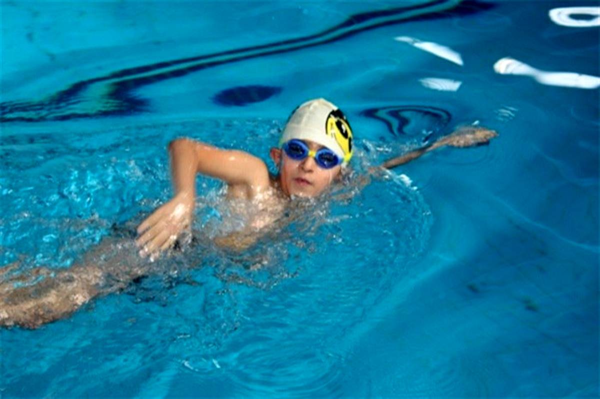 قهرمانی آذربایجان غربی در مسابقات شنای استان‌های درحال توسعه کشور در رده سنی 11 و 12 سال