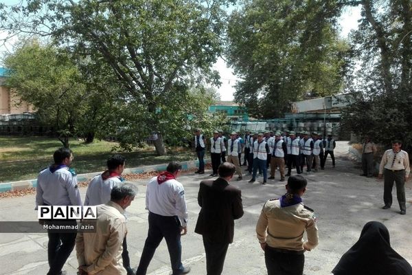 بازدید معاون پرورشی و فرهنگی از اردوی آمادگی اعضای پیشتاز درکرمانشاه