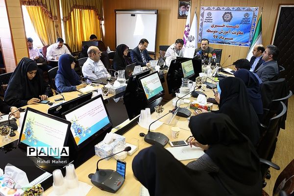نشست خبری معاون آموزش متوسطه وزارت آموزش و پرورش