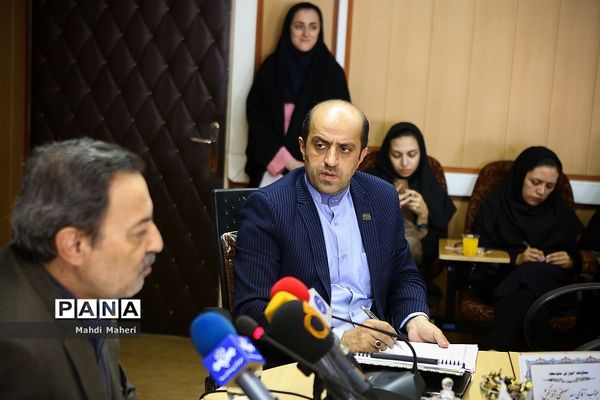 نشست خبری معاون آموزش متوسطه وزارت آموزش و پرورش