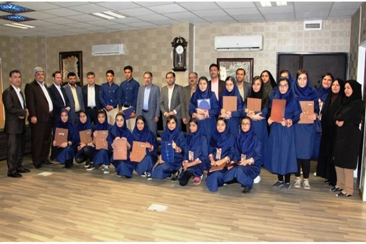 راه یافتن 20 هنرجوی فارسی به مرحله کشوری جشنواره هنرهای تجسمی
