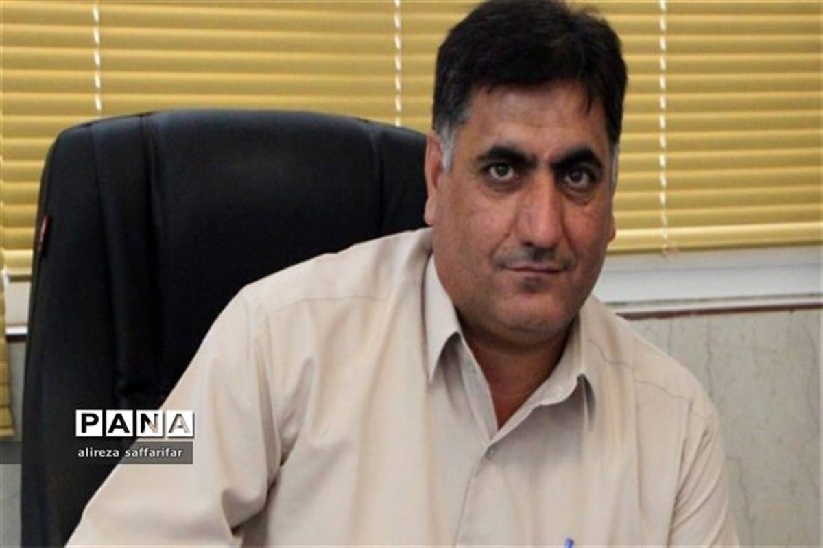 رئیس اداره دارایی اردستان:  افزایش ۱۰۲ درصدی اظهارنامه‌های مالیاتی در اردستان