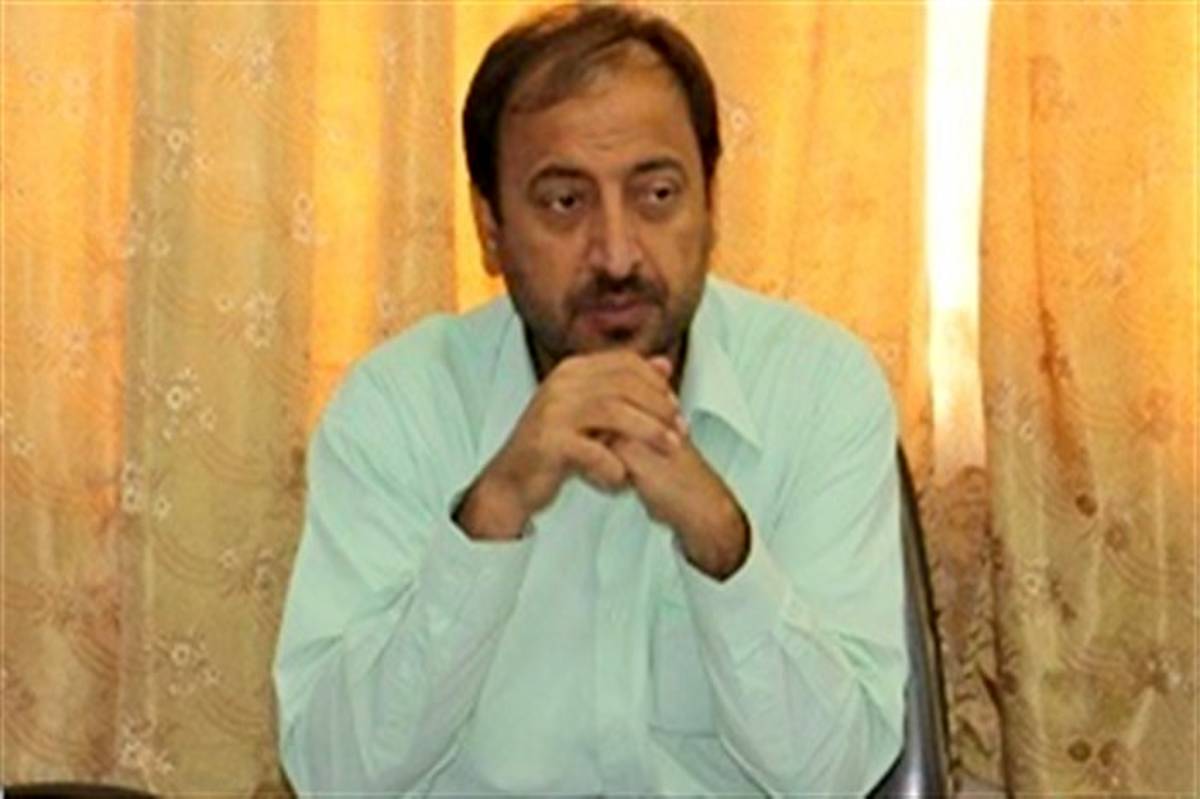 درخشش دانش‌آموزان کاکی در مرحله استانی مسابقات قرآن، عترت و نماز