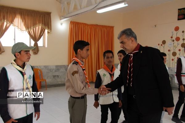 بازدید رئیس سازمان دانش آموزی استان خراسان جنوبی از کمپین اردو انتخابی  پیشتازان پسر  برای اردوملی 97