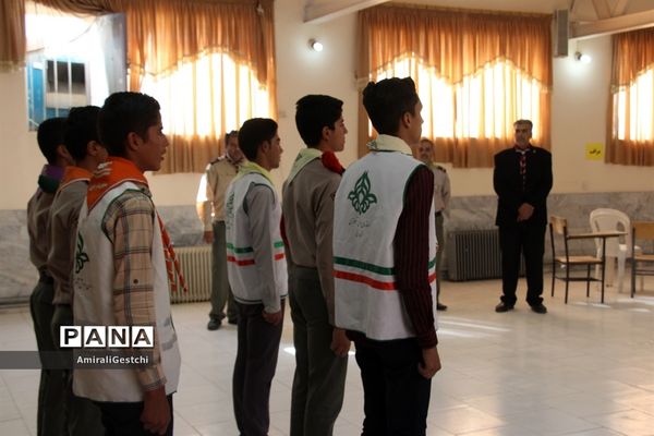 بازدید رئیس سازمان دانش آموزی استان خراسان جنوبی از کمپین اردو انتخابی  پیشتازان پسر  برای اردوملی 97