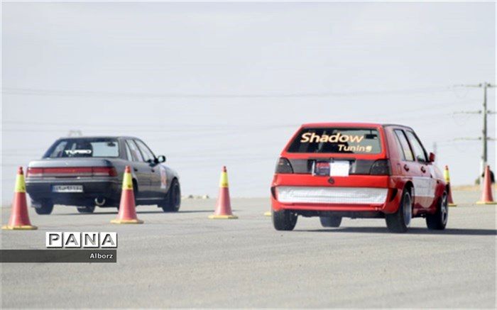 برگزاری نخستین دوره مسابقات اتومبیلرانی "درگ" قهرمانی کشور به میزبانی استان البرز