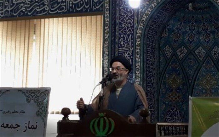 امام جمعه شهرستان فیروزکوه: هر کسی که مایه نگرانی مردم میشود و آب به آسیاب دشمن میریزد، خیانت میکند