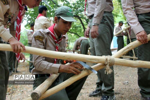 آزمون  ساخت پروژه ساخت باچوب طناب  توسط پیشتازان