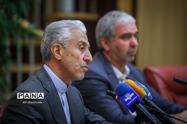 نشست خبری وزیر علوم، تحقیقات و فناوری
