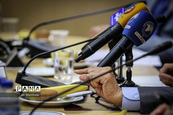نشست خبری وزیر علوم، تحقیقات و فناوری
