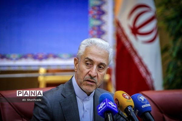 نشست خبری وزیر علوم، تحقیقات و فناوری