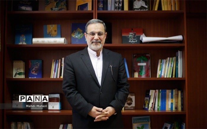 وزیر آموزش‌و‌پرورش خبر داد: حمایت از کالای ایرانی وارد برنامه آموزشی  می‌شود