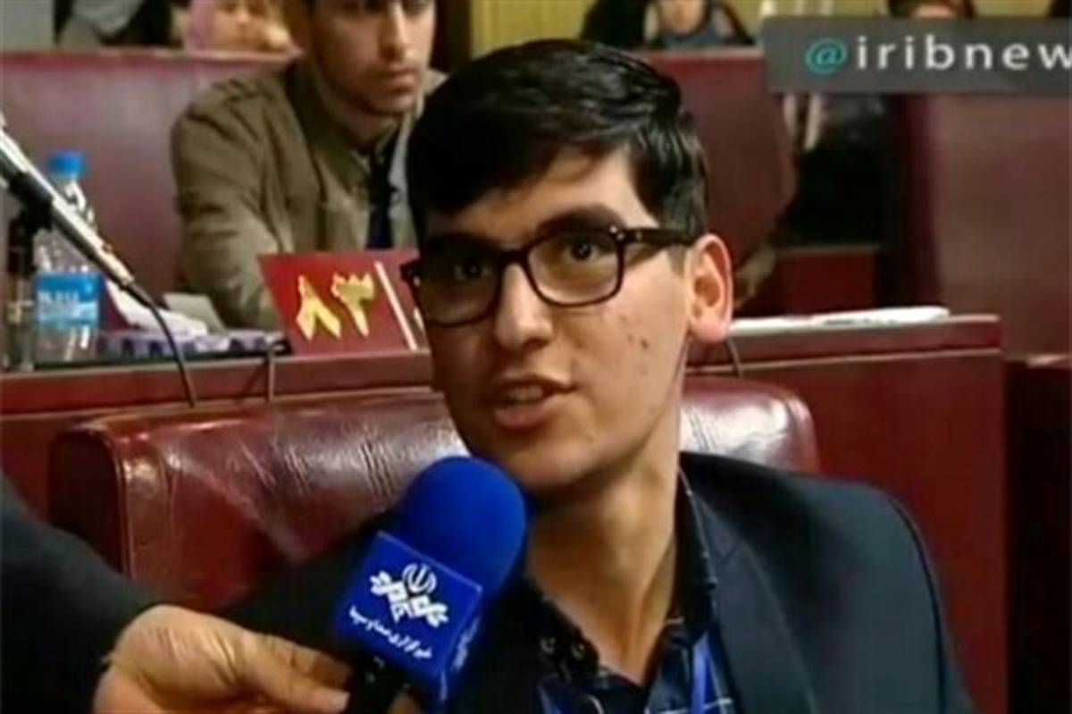 نماینده مجلس دانش آموزی استان اردبیل خوش درخشید