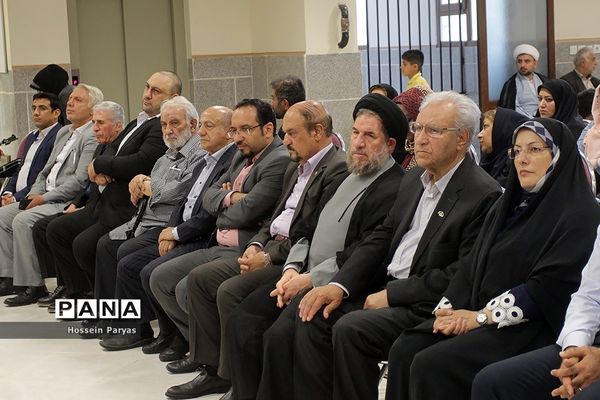 نشست هم‌اندیشی با خبرنگاران حوزه خیرین مدرسه ساز