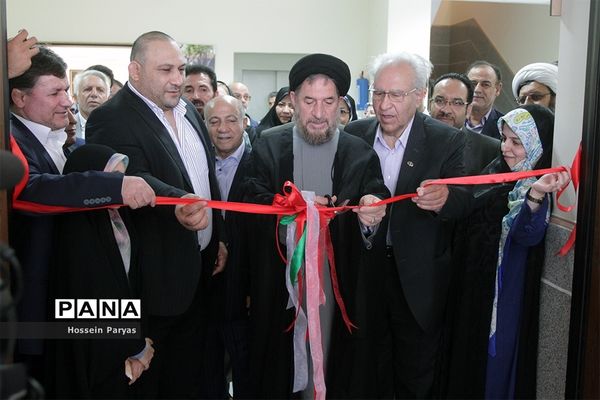نشست هم‌اندیشی با خبرنگاران حوزه خیرین مدرسه ساز