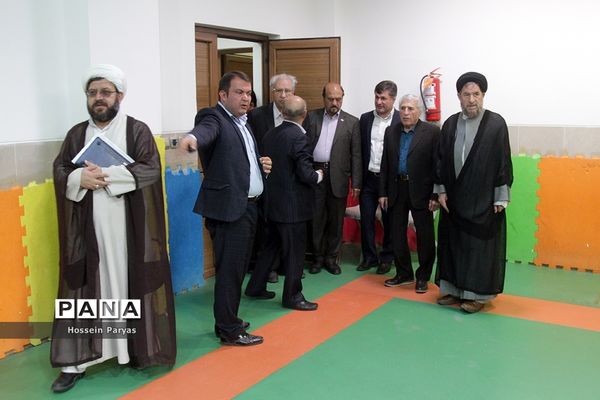 نشست هم‌اندیشی با خبرنگاران حوزه خیرین مدرسه ساز