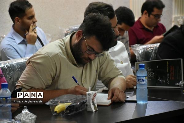 نشست خبری نماینده بابلسر و فریدونکنار در مجلس