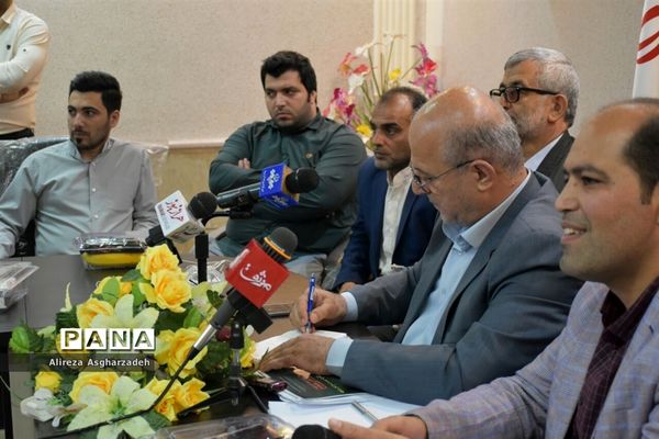 نشست خبری نماینده بابلسر و فریدونکنار در مجلس