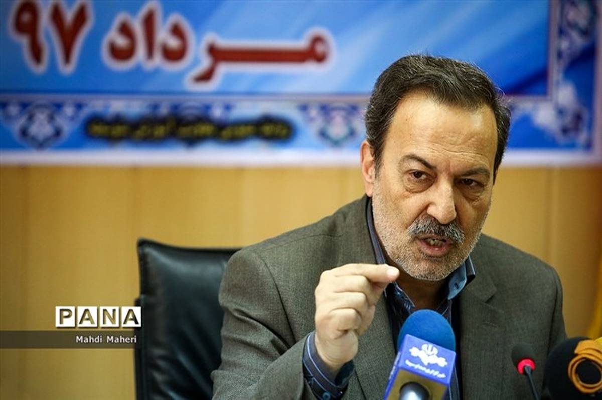 معاون آموزش متوسطه: انجمن‌های اسلامی دانش‌آموزان بعد تربیتی سند تحول را محقق کرد