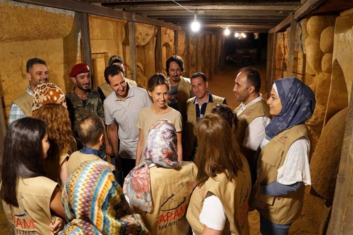 بازدید بشار اسد و همسرش از تونل‌های مرگ تروریست‌ها در غوطه شرقی +تصویر