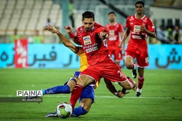 دیدار تیم‎های  پرسپولیس تهران و نفت مسجد سلیمان