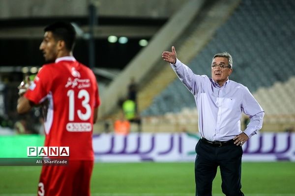 دیدار تیم‎های  پرسپولیس تهران و نفت مسجد سلیمان