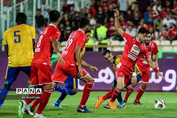 دیدار تیم‎های  پرسپولیس تهران و نفت مسجد سلیمان