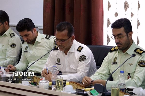 تقدیر از خبرنگاران حوزه نیروی انتظامی در روز خبرنگار