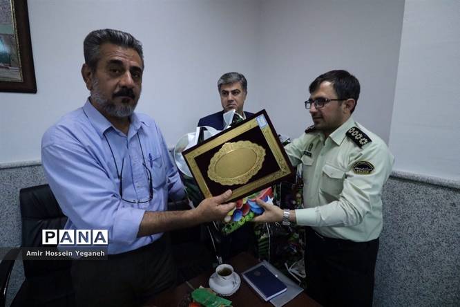 تقدیر از خبرنگاران حوزه نیروی انتظامی در روز خبرنگار
