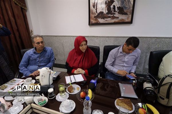 تقدیر از خبرنگاران حوزه نیروی انتظامی در روز خبرنگار