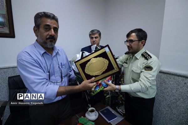 تقدیر از خبرنگاران حوزه نیروی انتظامی در روز خبرنگار