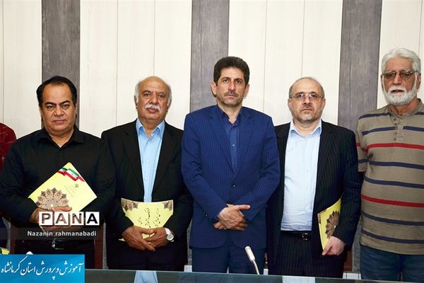 آیین تجلیل از مدیران فرهنگی رسانه های مکتوب