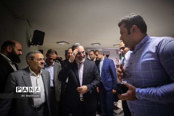 بازدید وزیر آموزش و پرورش از خبرگزاری پانا به مناسبت روز خبرنگار