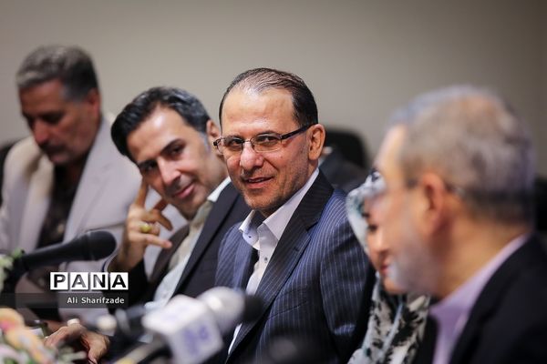 بازدید وزیر آموزش و پرورش از خبرگزاری پانا به مناسبت روز خبرنگار