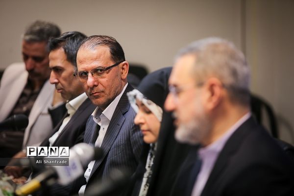 بازدید وزیر آموزش و پرورش از خبرگزاری پانا به مناسبت روز خبرنگار