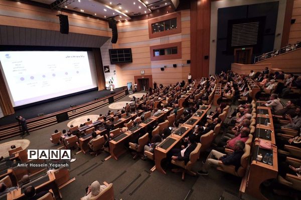 گردهمایی بزرگ بررسی راه‌های توسعه و رونق اقتصادی در جزیره کیش