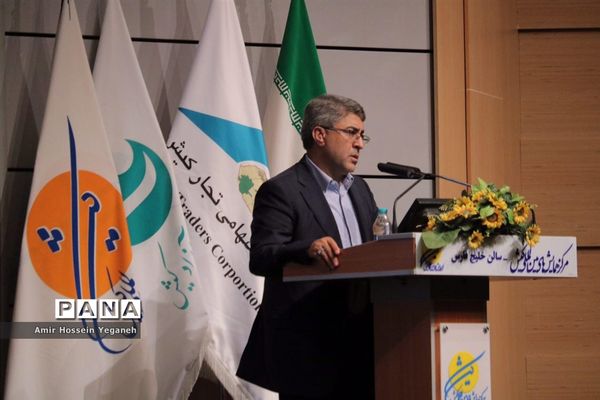 گردهمایی بزرگ بررسی راه‌های توسعه و رونق اقتصادی در جزیره کیش