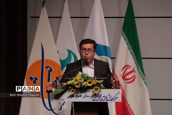 گردهمایی بزرگ بررسی راه‌های توسعه و رونق اقتصادی در جزیره کیش