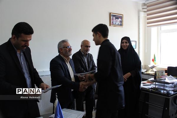 تقدیر مدیر سازمان دانش آموزی البرز از خبرنگاران پانا به مناسبت روز خبرنگار