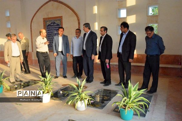 دیدار و تجلیل از آزاده فرهنگی سید جواد حسینی مقدم روستای سربست منطقه سعدآباد